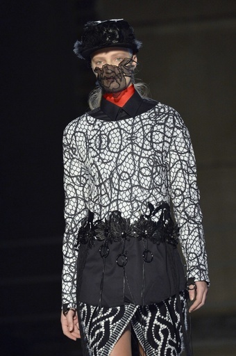 ＜14/15年秋冬パリコレクション＞マーシャ マー