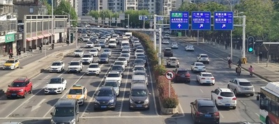 武漢市の再起、新型コロナでへこんだ中国経済の回帰を後押し