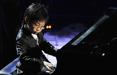 「第58回サンレモ音楽祭」　8歳のピアニストMarc Yuががパフォーマンス