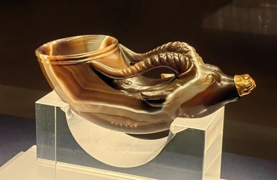 中国陝西歴史博物館 瑪瑙の杯など唐代の宝物を無料展示