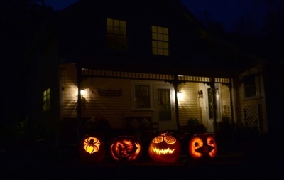 ハロウィーンまであと少し、全米各地で準備すすむ