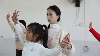 田舎の小学生のダンスがネットで大人気 中国