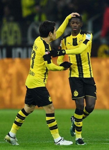 ドルトムントがホームでドロー、香川はアシストを記録