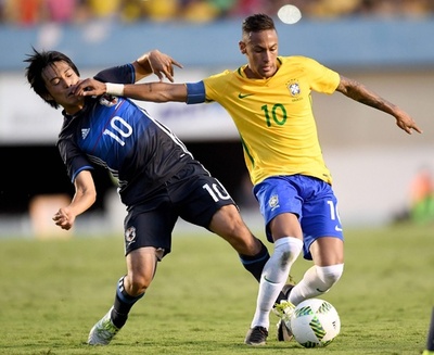 サッカー五輪日本代表、親善試合でブラジルに敗れる