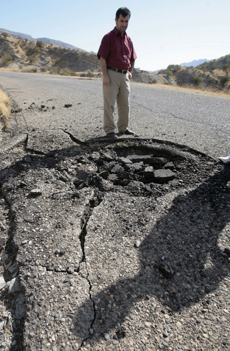 イラク国境で、トルコ軍がクルド人武装組織の戦闘員30人以上を撃退