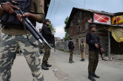 巡礼中のヒンズー教徒、襲撃受けて7人死亡 印カシミール 