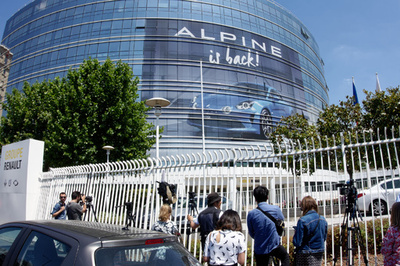 仏警察、ルノー本社を捜索 ゴーン被告の豪華披露宴めぐり