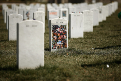 イラク戦争開戦から10年、米各地でデモや追悼