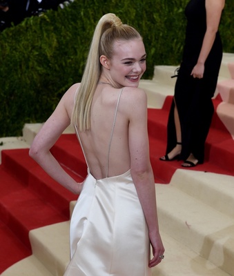 女優 ファッションミューズ エル ファニングの素顔 写真6枚 ファッション ニュースならmode Press Powered By Afpbb News