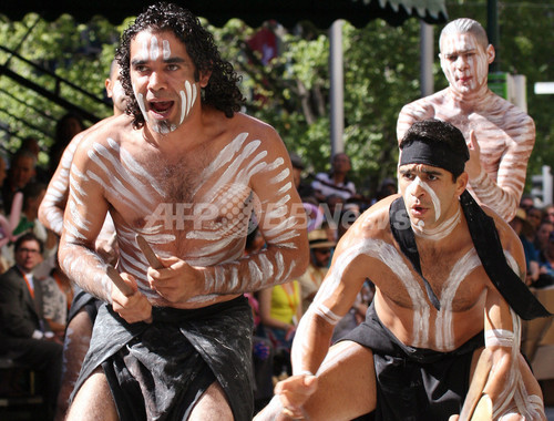 メルボルンの多様文化をたたえる祭典 アボリジニが伝統的ダンス披露 写真14枚 ファッション ニュースならmode Press Powered By Afpbb News