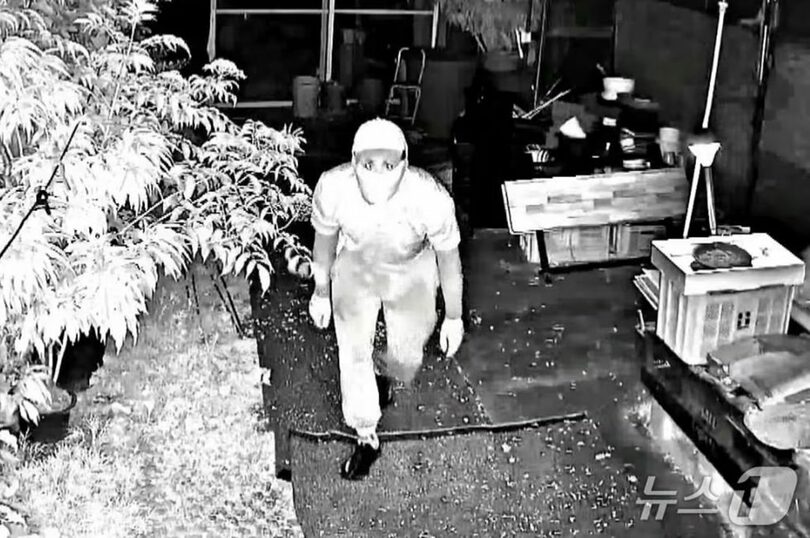 被害者宅の防犯カメラに映った殺人事件の容疑者＝慶尚南道警察提供(c)news1