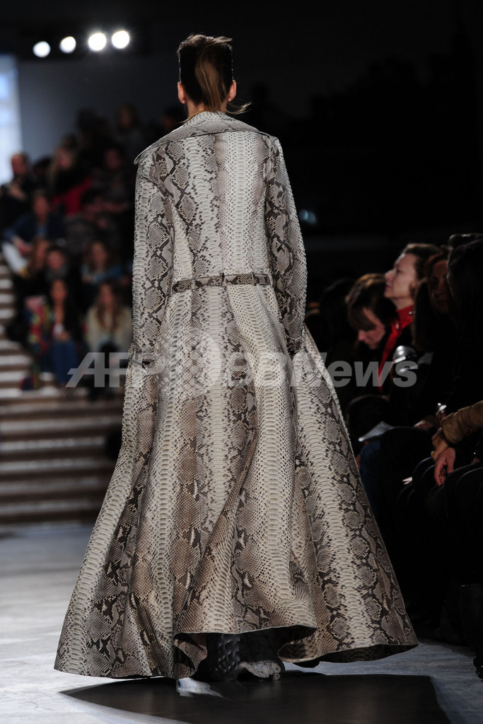 ＜11/12年秋冬ミラノコレクション＞ミッソーニ