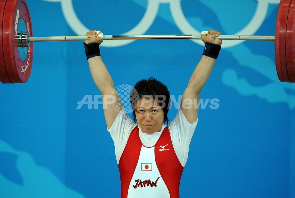 斎藤 ウエイトリフティング・女子69キロ級で8位入賞 写真1枚 国際
