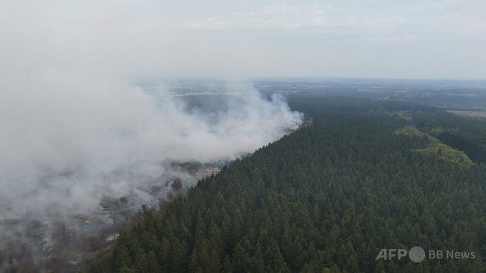 ベルギーで過去最悪の山火事、住民600人に避難指示 EUが支援要請