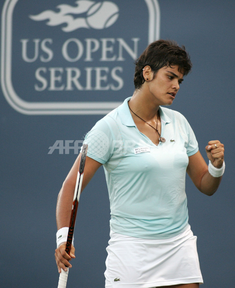 ダニリドー アンバー降し2回戦へ 写真3枚 国際ニュース：AFPBB News