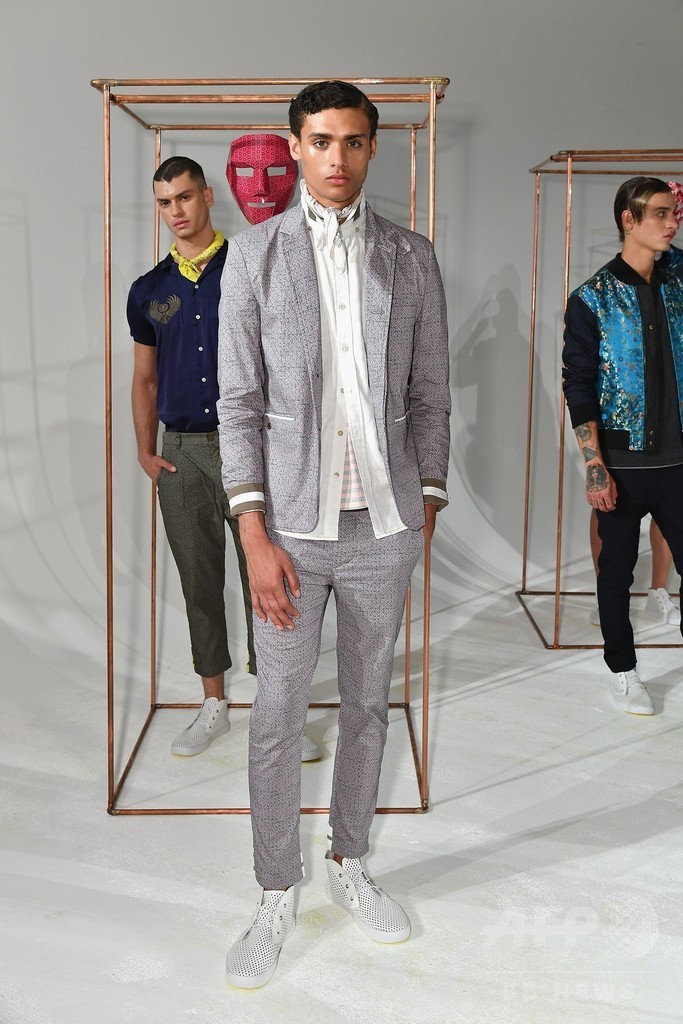 「ディセンダント オブ シーブス」18年春夏