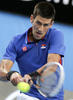 テニス男女混合国別対抗戦、第25回ホップマンカップ（Hopman Cup XXV）は5日、オーストラリアのパース（Perth）で決勝が行われ、大会第1シードのセルビアは1勝2敗で第4シードのスペインに敗れた。

男子シングルスの試合に臨むセルビアのノバク・ジョコビッチ（Novak Djokovic、2013年1月5日撮影）。(c)AFP/Tony ASHBY