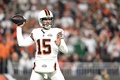 23NFL第17週、クリーブランド・ブラウンズ対ニューヨーク・ジェッツ。パスを狙うクリーブランド・ブラウンズのジョー・フラッコ（2023年12月28日撮影）。(c)Nick Cammett/Getty Images/AFP 