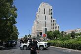 マクロン仏大統領訪問中のシリアで爆発、宿泊先のホテル近く 18人負傷