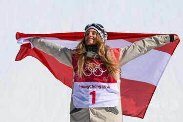ガッサーがビッグエア初代女王に、最後に会心演技 平昌五輪 写真9枚