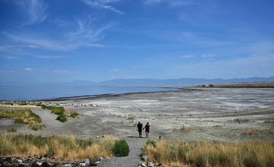 グレートソルト湖の資源激減もトランプ氏の温暖化懐疑論容認 ユタ州