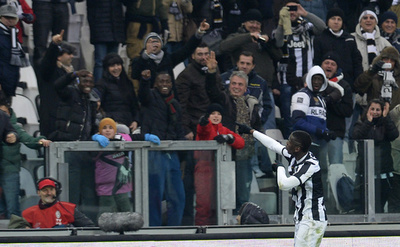 ユベントスがシエナに快勝、勝ち点7差で首位守る