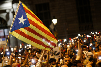 スペイン政府、カタルーニャ独立危機打開で新選挙を提案か