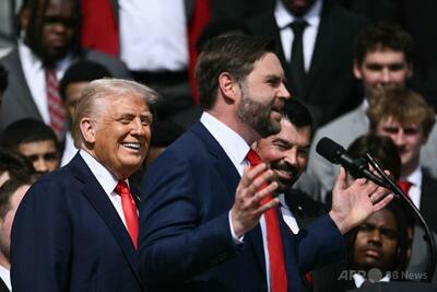 バンス氏、欧州の「対米従属」に警鐘 もっと自立を