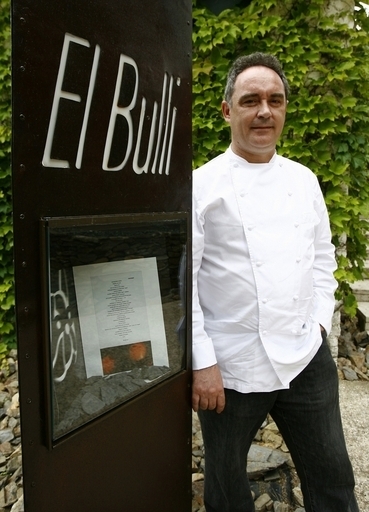 「世界一のレストラン」、シェフ疲労のため一時休業へ スペイン