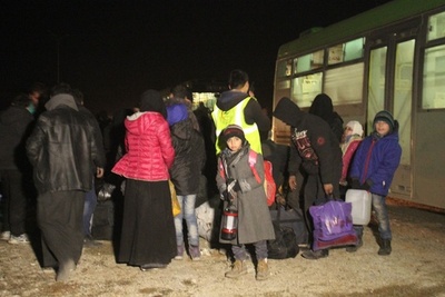 アレッポ東部、約5万人がまだ退避できず 国連特使