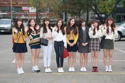 K-POPの新人女性グループ、米空港で拘束 売春疑いで