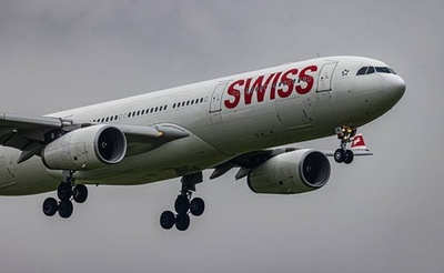 スイスの航空会社 パイロット2人が酒気帯びの疑いで飛行停止処分に
