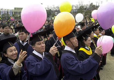 韓国、偽学位売買で13人を事情聴取、数千人に事件拡大か