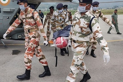 ヒマラヤで死亡した登山家7人の遺体収容、まず4人が無言の下山