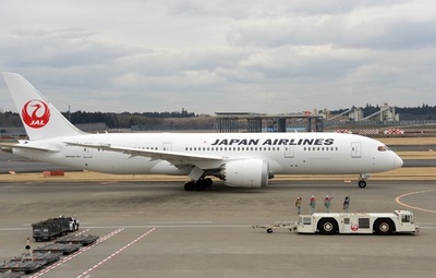 日航ドリームライナーから発煙、バッテリーにトラブル