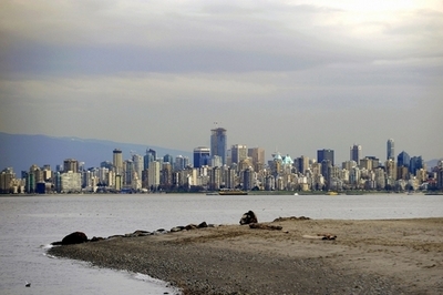 カナダ・バンクーバー近郊で、6本目となる人間の片足発見