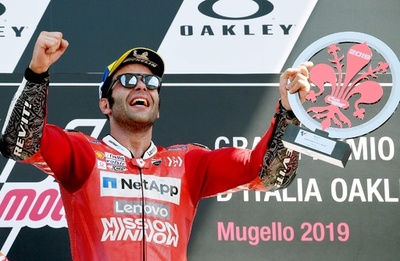 地元ドゥカティのペトルッチがイタリアGP優勝、MotoGP初勝利