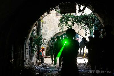 イスラエル極右議員、西岸「視察」で記念碑破壊 軍の警護悪用に批判殺到