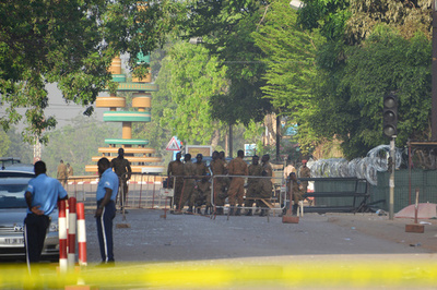 Is ニジェール襲撃の動画公開 米兵ら不十分な装備で逃げ惑う 写真1枚 国際ニュース Afpbb News