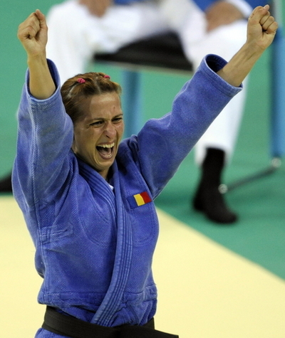 ドゥミトル ベルモイを下して優勝