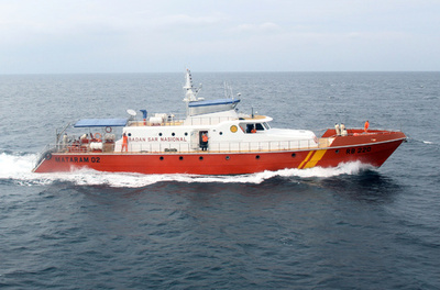 バリ島沖で観光船転覆、日本人男性1人含む3人が死亡