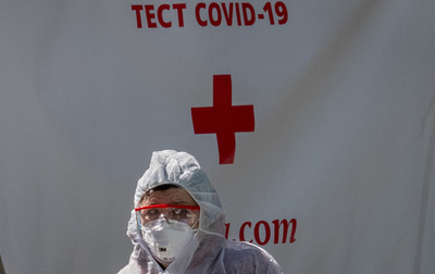 プーチン氏表明の「新型コロナ手当」、医療従事者に届かず ロシア