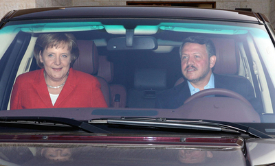 中東歴訪中のメルケル首相、イスラエルに到着 - イスラエル