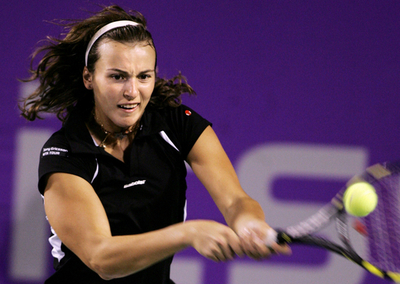 ＜女子テニス ソニー・エリクソン・インターナショナル＞シュウェドワ ストレートで決勝進出 - インド