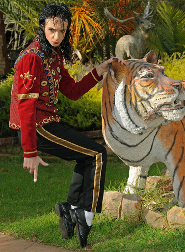 マイケル死去で仕事が急増、オーストラリアのそっくりさん