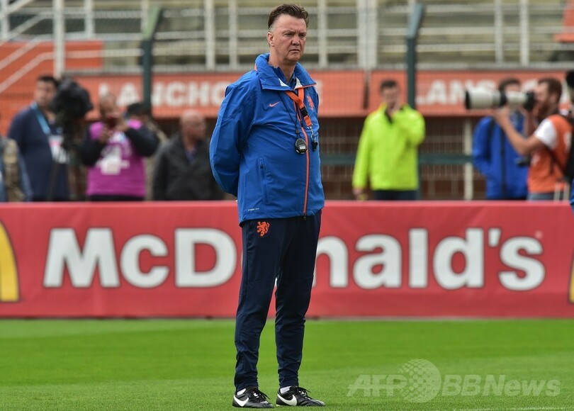 オランダ、デ・ヨングとフラールが練習に復帰