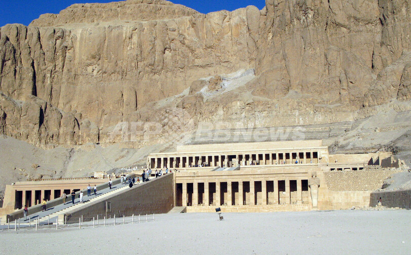 古代エジプト女王のミイラを特定　歯が決め手に