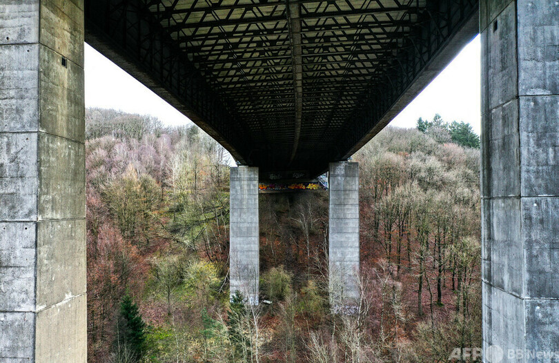 高架橋が通行止めに、架け替えは5年先 ドイツ