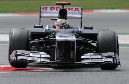 マルドナドがF1初優勝、可夢偉は5位 スペインGP 写真8枚 国際ニュース