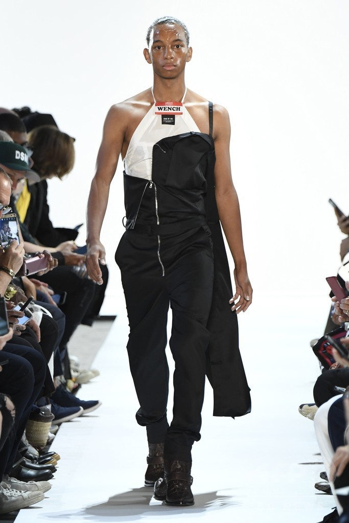 「フード・バイ・エアー」17年春夏